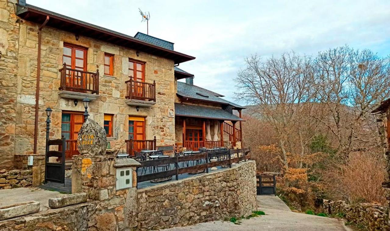 Hotel Rural La Casa De Irene Lubián Екстериор снимка