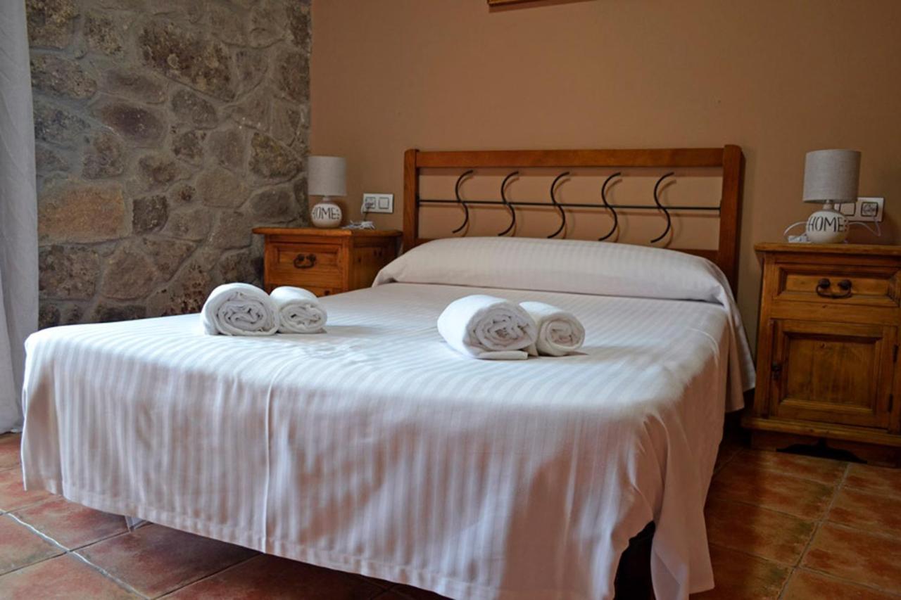 Hotel Rural La Casa De Irene Lubián Екстериор снимка