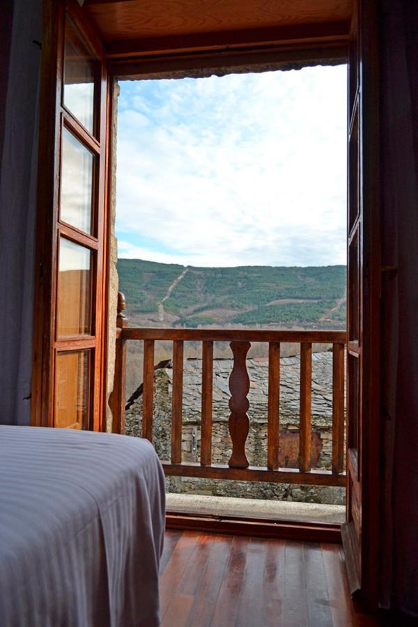 Hotel Rural La Casa De Irene Lubián Екстериор снимка