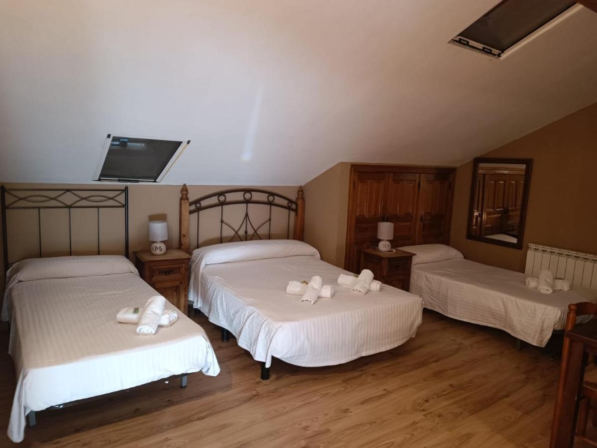 Hotel Rural La Casa De Irene Lubián Екстериор снимка